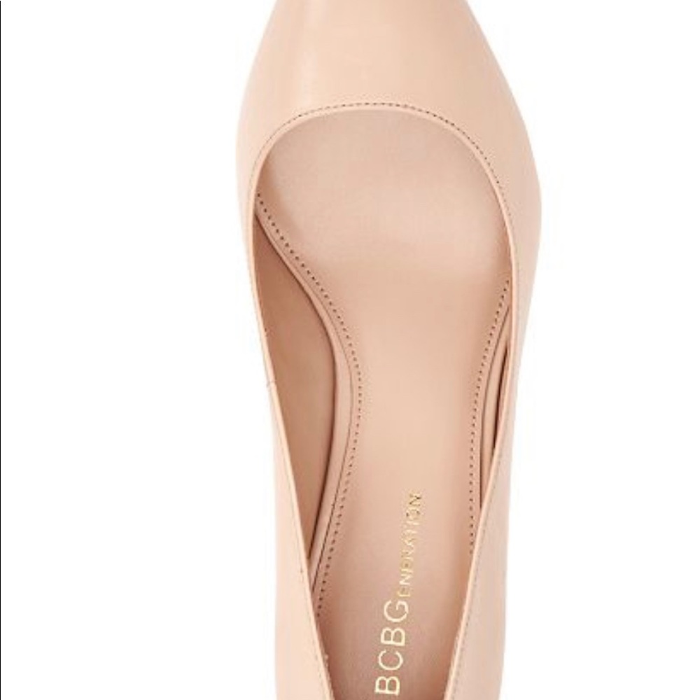Pumps - Picture 2 of 5